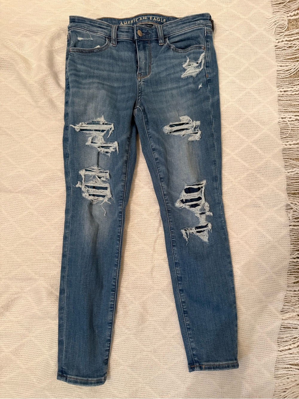 American Eagle Outfitters Distressed Medium Blue Skinny Jeans